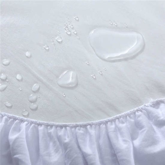 Protège-matelas imperméable et hypoallergénique de haute qualité.