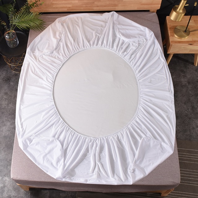 Protège-matelas imperméable en tissu éponge Vente chaude 80% coton 20% tissu éponge laminé avec protège-matelas imperméable en TPU